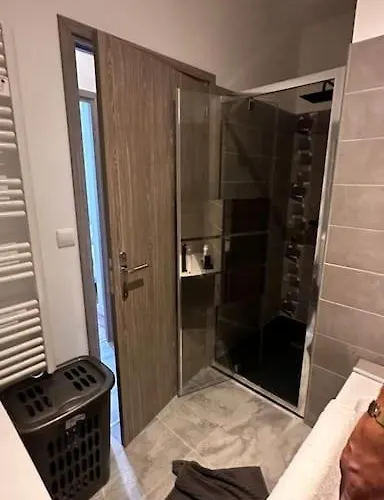 Maison Entierement Renovee *